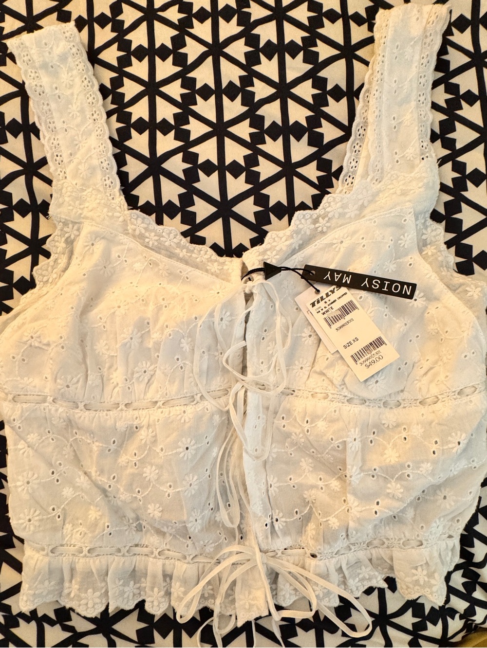 Tilly's White Eyelet Lace Tie-Front Cropped Camisole Top